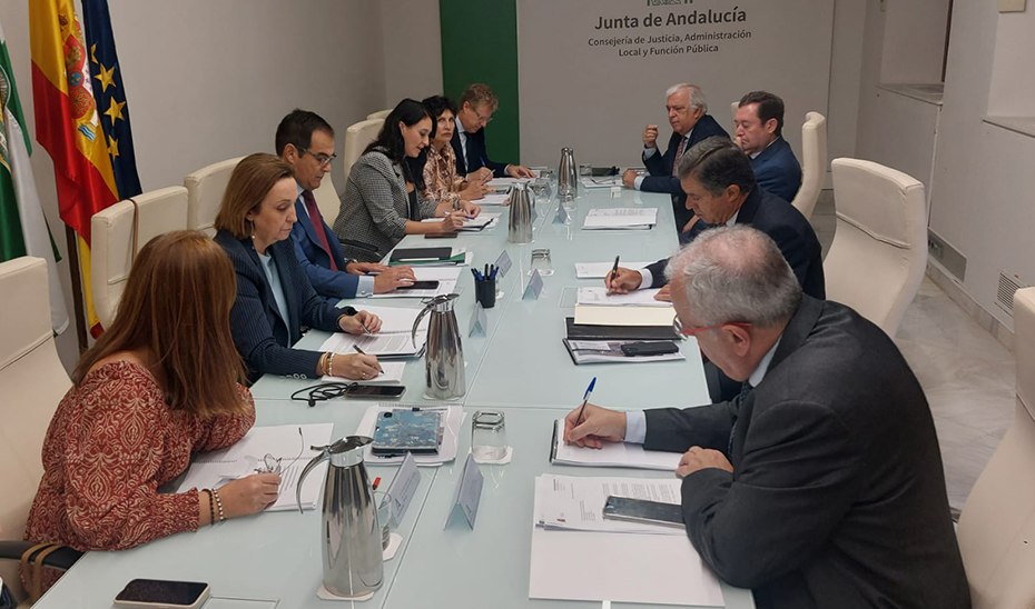 Imagen del artículo Junta y TSJA instan al Gobierno a aclarar los nuevos juzgados andaluces que creará en 2024